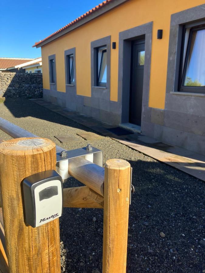 Villa Casa Da Vinha Escondida Al Biscoitos  Esterno foto