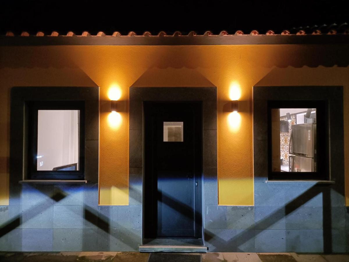 Villa Casa Da Vinha Escondida Al Biscoitos  Esterno foto